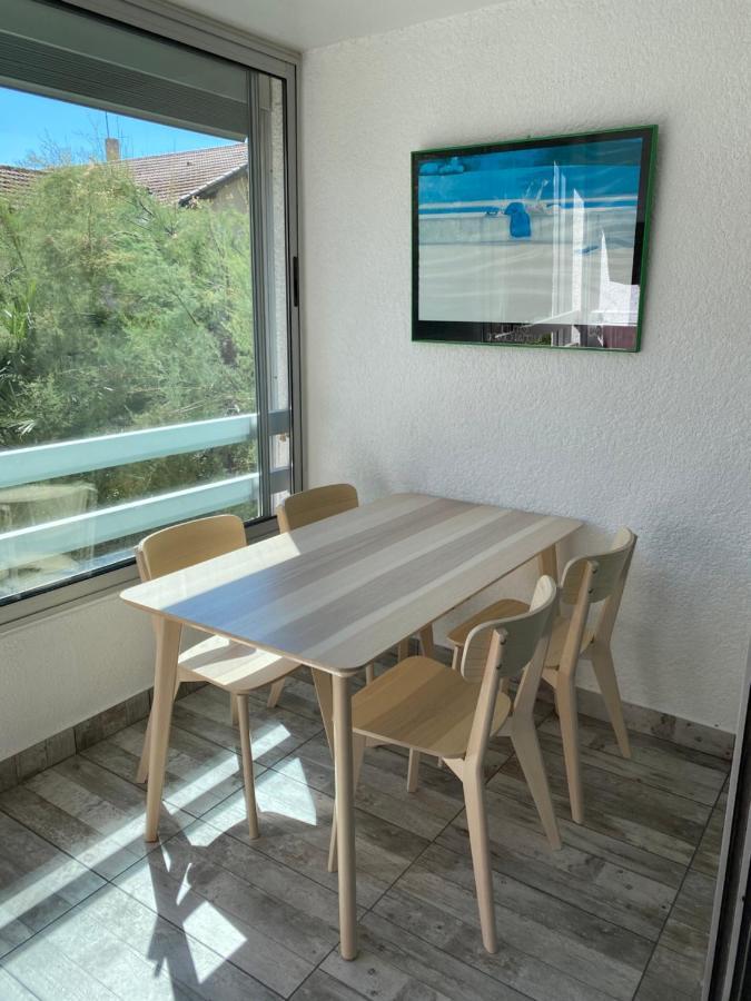 Spacieux Studio Sur Le Port De Hyeres Bagian luar foto